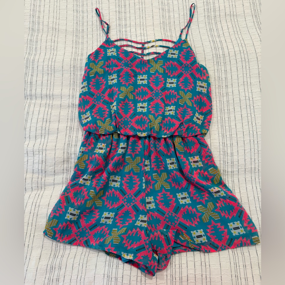 Alya Romper